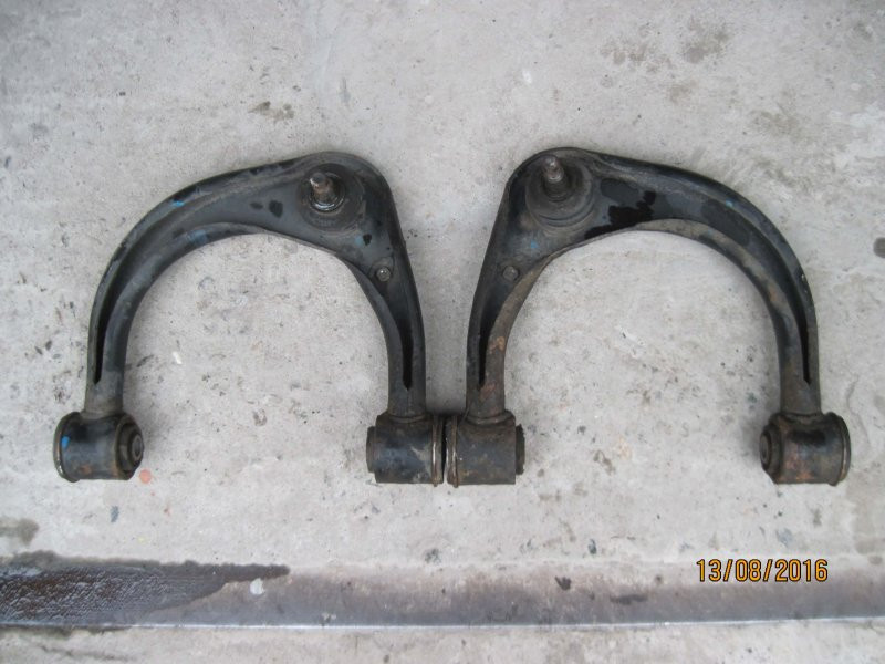 Рычаг передний верхний правый Toyota Prado J120 3.0 DIESEL 1KDFTV 2002 (б/у) Киев - изображение 1