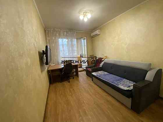 Продаж 1-кімнатної вул.Урлівська 1/8 м.Позняки Киев