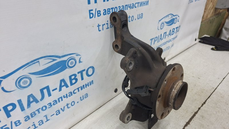 Кулак поворотный левый со ступицей Renault Megane 3 1.5 DIESEL K9K 2008 (б/у) Київ - зображення 5