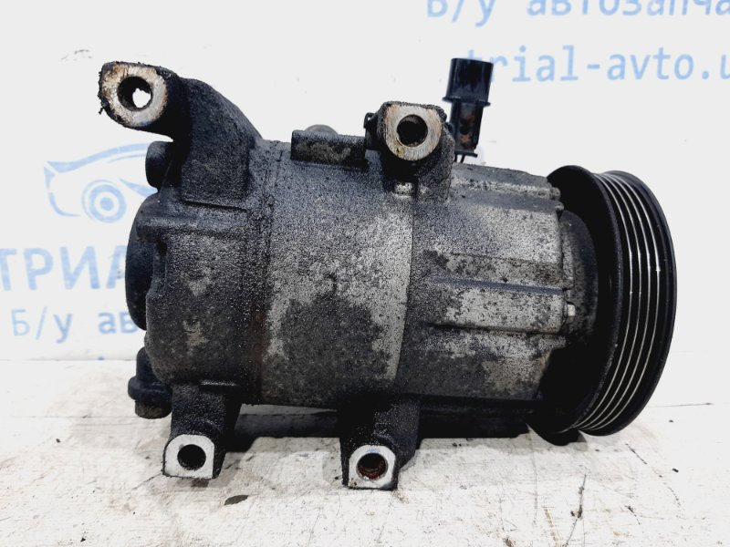 Компрессор кондиционера Hyundai I30 GD 1.6 DIESEL D4FB 2011 (б/у) Киев - изображение 1
