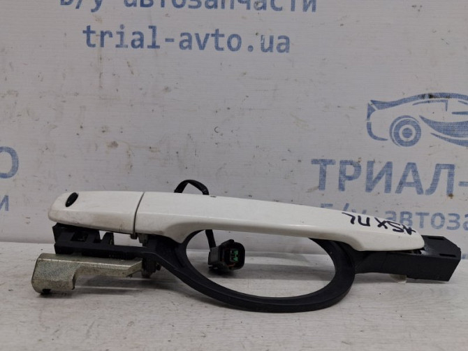 Ручка двери внешняя передняя левая Mitsubishi ASX GA 1.8 DIESEL 4N13 2010 (б/у) Київ - зображення 2
