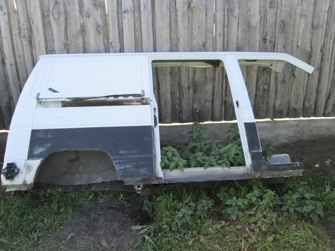 Боковина правая Renault Trafic 1981-1999 (Груз.) Ковель - зображення 3