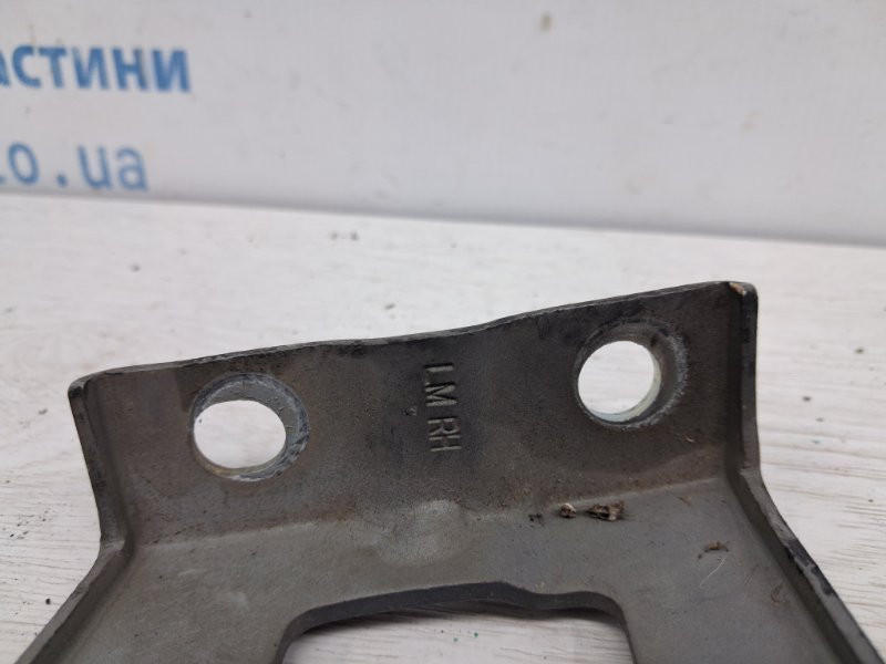 Петля капота правая Hyundai IX35 LM 1.7 DIESEL D4FD 2009 (б/у) Київ - зображення 2