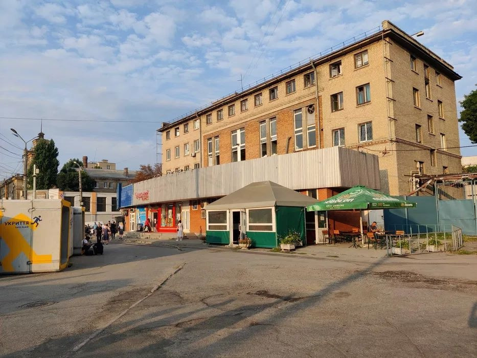 Продам торговый комплекс 216м2 с большим трафиком, пл.Старомостова. Дніпро - зображення 3