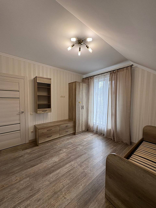 Продаж 2 поверхового будинку з меблями і ділянкою на 9.5 сотки, 150 кв. м, 4 кімнати Ровно - изображение 9