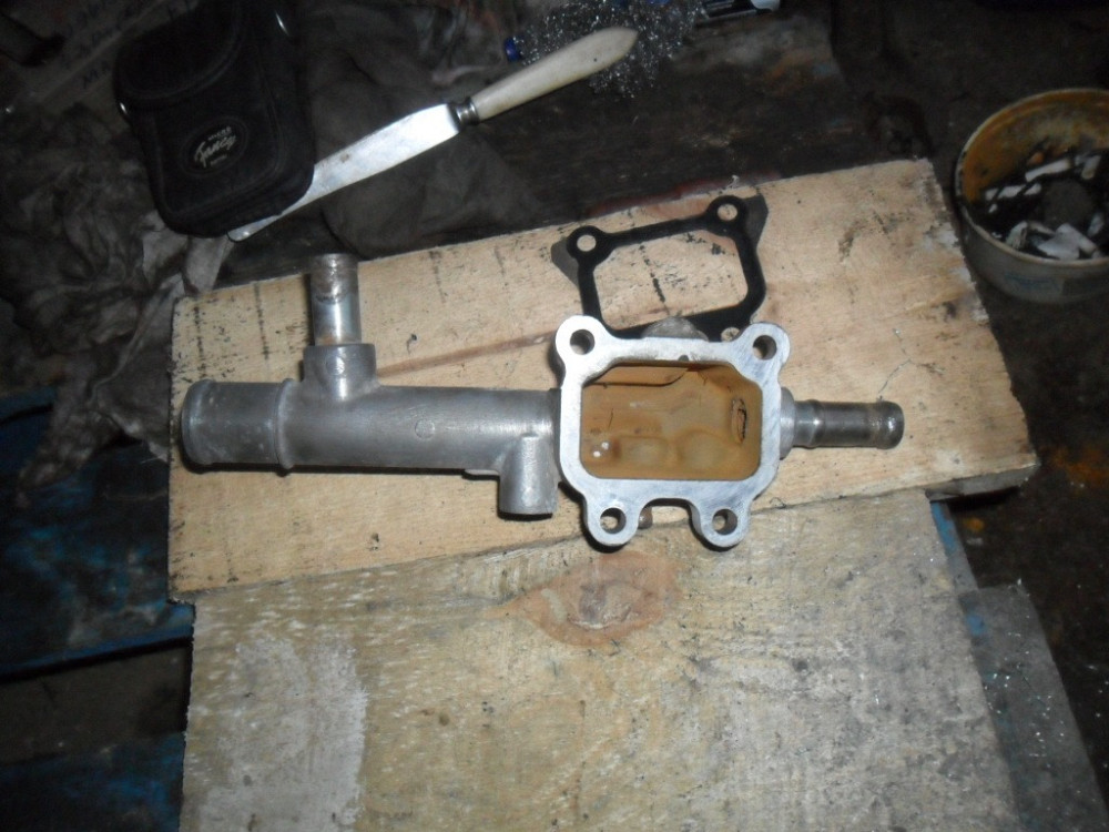 Mazda FP471517ZA, Фланець охолодження Мазда Премасі, FP, FS, оригінал Вінниця - зображення 3