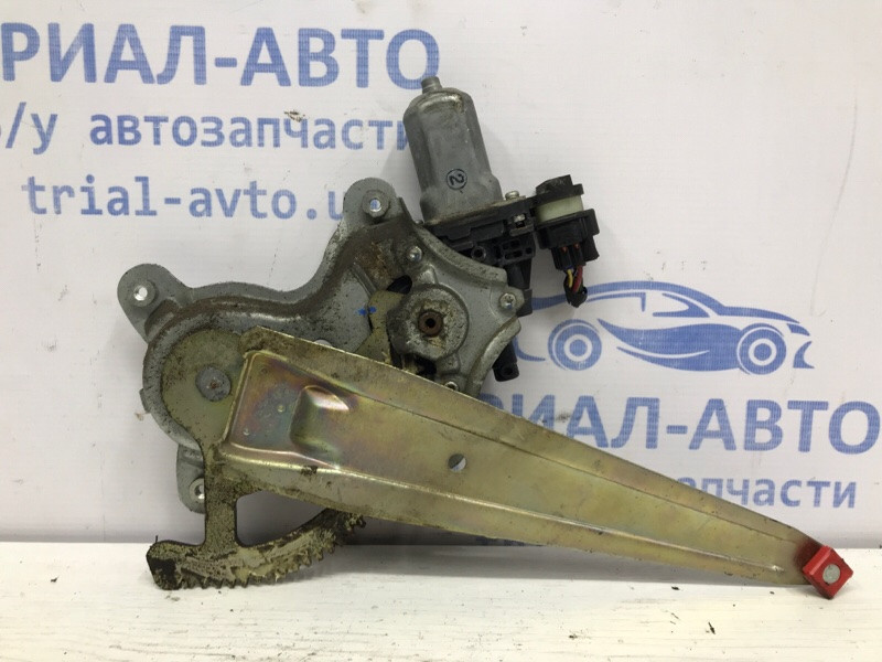 Стеклоподъемник задний левый Mitsubishi L200 KB 2.5 ДИЗЕЛЬ 4D56U 2006 (б/у) Київ - зображення 2