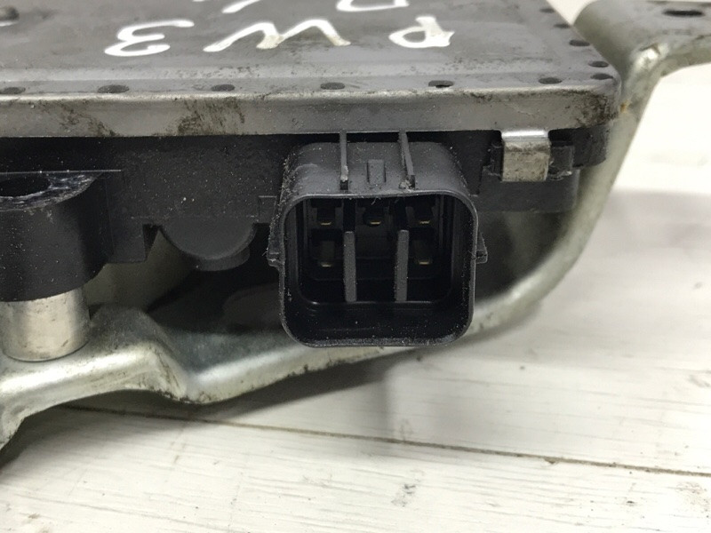 Стеклоподъемник передний левый Mitsubishi Pajero Wagon 3 3.2 ДИЗЕЛЬ 4M41 1999 (б/у) Київ - зображення 3