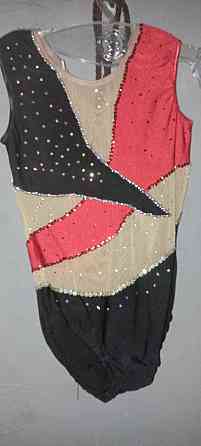 Продам купальники,комбинезоны и штанишки спортивные Одеса