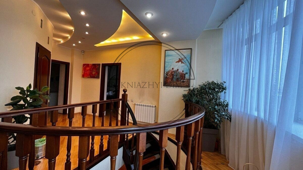 БЕЗ КОМІСІЇ !!! Оренда дворівневої 4-х к. кв. з великою терасою у центрі, м. Палац Україна. № 112007 Киев - изображение 5