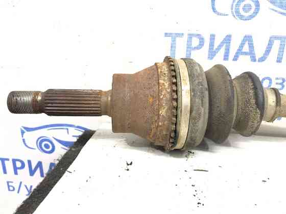 Привод задний левый Mitsubishi Outlander CU 2.4 БЕНЗИН 4G69 2003 (б/у) Київ