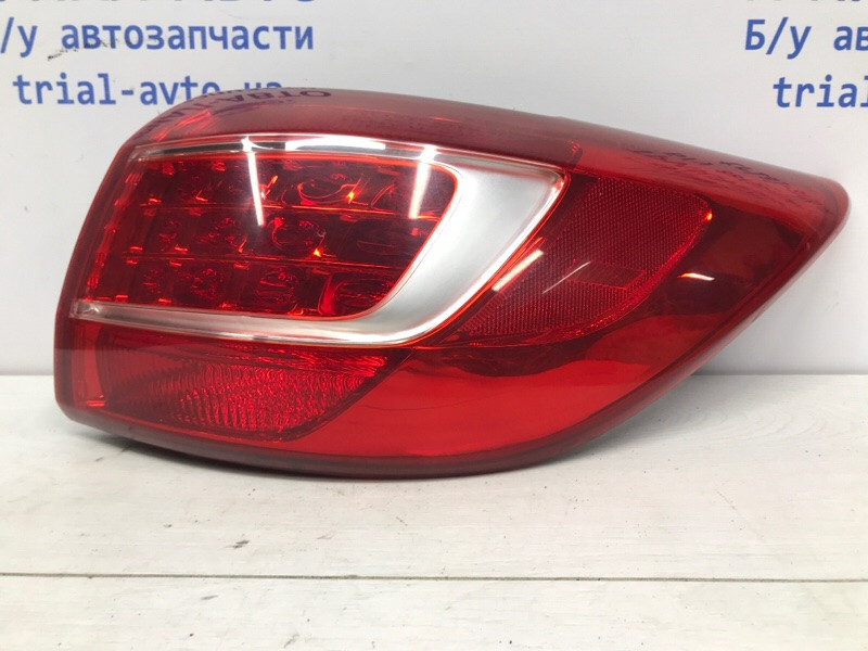 Фонарь задний внешний правый Kia Sportage SL 1.7 DIESEL D4FD 2010 (б/у) Київ - зображення 1