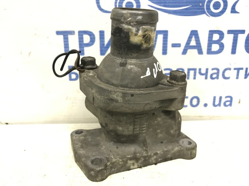 Корпус термостата Mitsubishi Pajero Sport K9 2.5 DIESEL 4D56 1996 (б/у) Київ - зображення 1