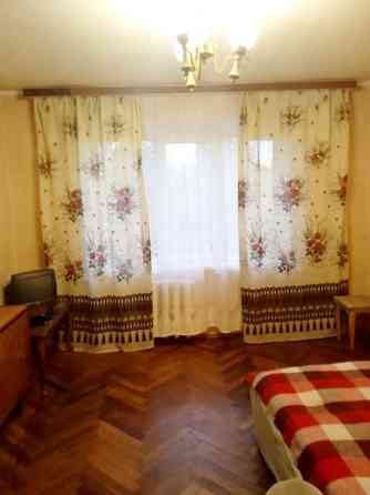 Площадь Шевченко. Сдам квартиру-гостинку. Киев