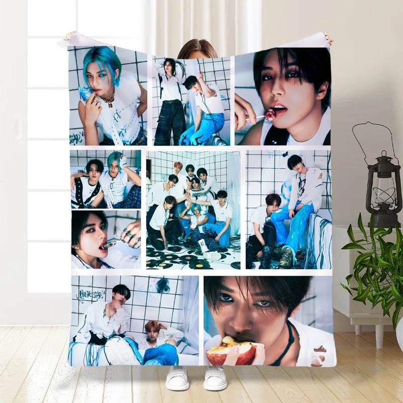 Плед 3D Stray Kids collage №2 3384_A 15807 160х200 см Киев - изображение 1