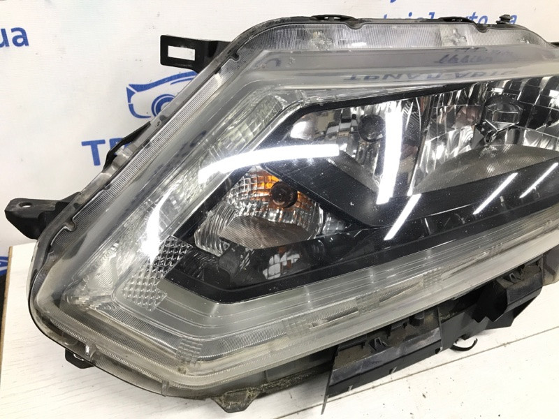 Фара левая галоген Nissan X-Trail T32 1.6 DIESEL R9M 2014 (б/у) Київ - зображення 2