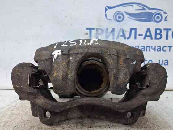 Суппорт передний правый Toyota Avensis T25 1.8 БЕНЗИН 1ZZFE 2002 (б/у) Киев