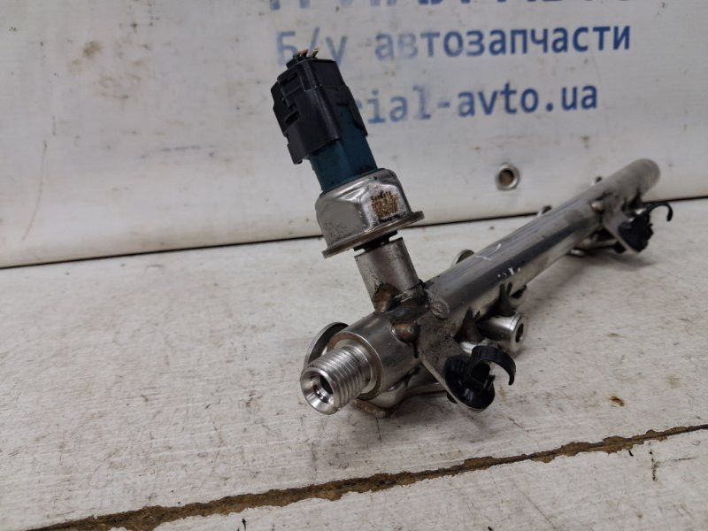 Топливная рампа Nissan Qashqai J11 1.2 БЕНЗИН HRA2DDT 2013 (б/у) Киев - изображение 3