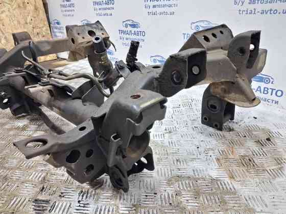 Балка передней подвески Mitsubishi Pajero Wagon 1999-2006 MR448101 (Арт. 62257) Киев