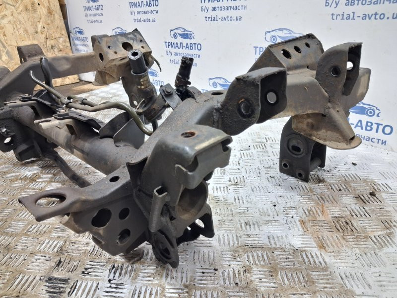 Балка передней подвески Mitsubishi Pajero Wagon 3 3.2 ДИЗЕЛЬ 4M41 1999 (б/у) Киев - изображение 3