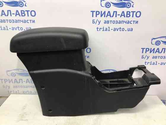 Подлокотник Mitsubishi Outlander 2007-2012 8011A085YA (Арт. 46770) Киев