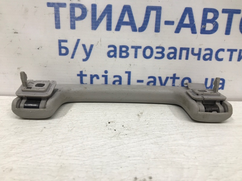 Ручка потолка Mitsubishi Pajero Wagon 4 3.2 ДИЗЕЛЬ 4M41 2006 (б/у) Київ - зображення 3