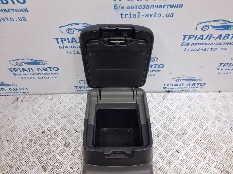 Подлокотник Mitsubishi Pajero Wagon 1999-2006 MR550489 (Арт. 71091) Київ - зображення 7