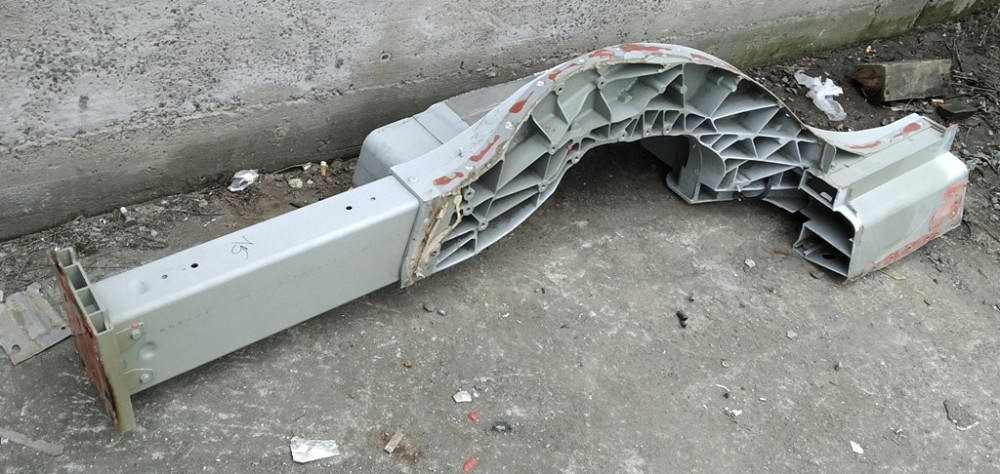 2Четверть задняя правая лонжерон в сборе с силовой аркой и частью порога RWD Tesla model S, model S Киев - изображение 1