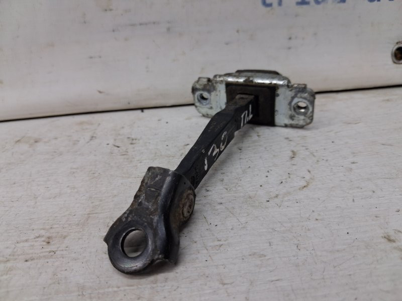 Ограничитель двери передний левый Hyundai I30 FD 1.6 DIESEL D4FB 2007 (б/у) Киев - изображение 2