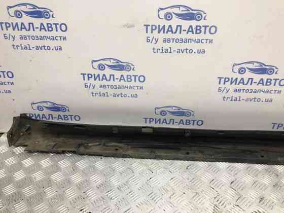 Накладка порога внешняя правая Nissan Juke F15 1.6 TURBO MR16DDT 2010 (б/у) Киев