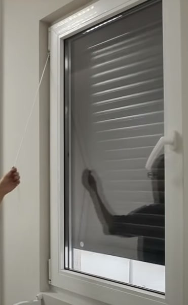 Регулярне обслуговування та ремонт захисних ролет Дніпро - зображення 2