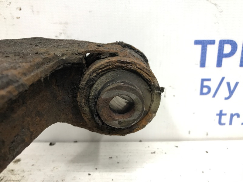 Рычаг передний нижний правый Mitsubishi L200 KB 2.5 ДИЗЕЛЬ 4D56U 2006 (б/у) Київ - зображення 4