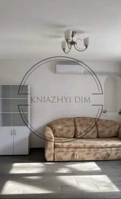 Продаж роздільної 2-х к. квартири на Печерську м. Звіринецька. №21145679 Київ - зображення 1