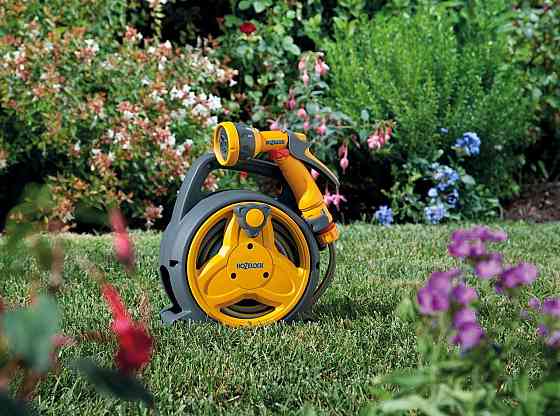 Катушка для шланга HoZelock 2425 Pico Reel с шлангом Киев