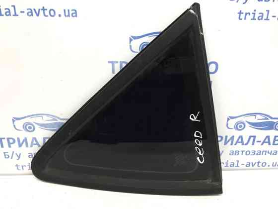 Стекло в кузов заднее правое Kia Ceed 2006-2012 878201H100 (Арт. 43907) Київ
