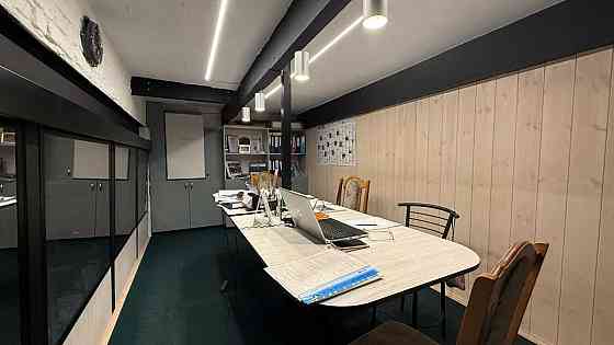 Виробничо-складський комплекс 668м2, вул. Віскозна Київ