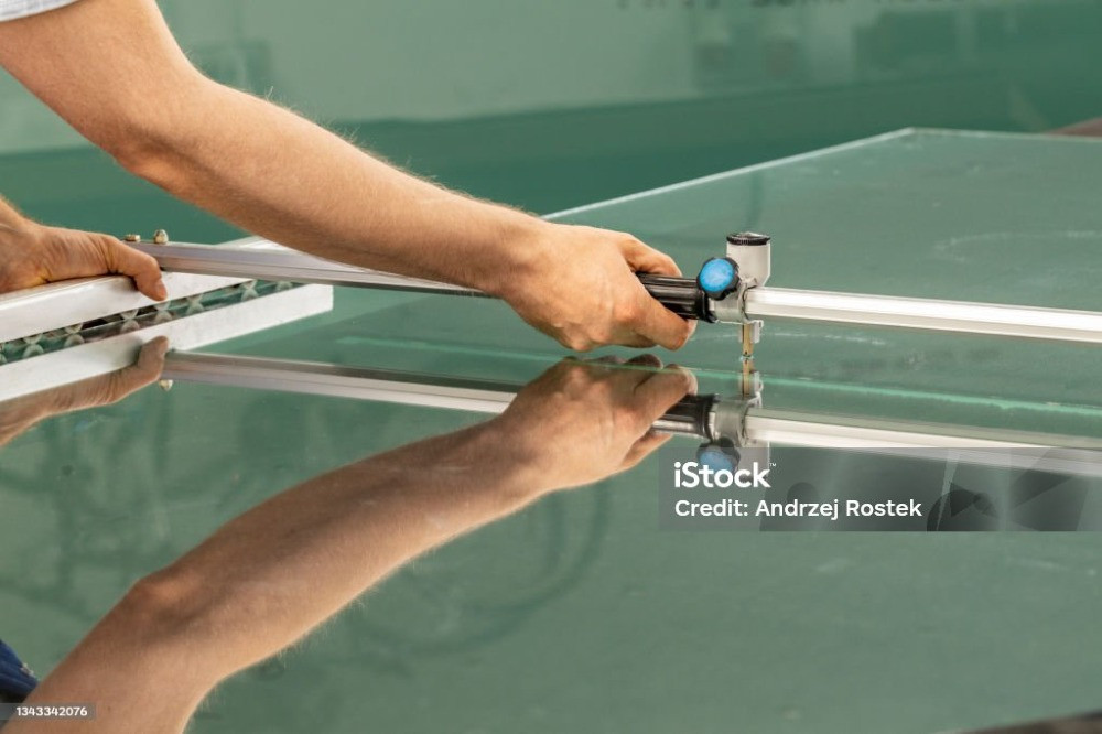 Прирезка стекол и зеркал 3-8мм,.Зеркала на АВТО под ЗАКАЗ Кривий Ріг - зображення 3