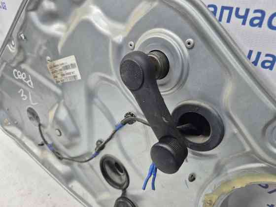 Стеклоподъемник задний левый (ручной) Kia Ceed 2006-2012 82470-1HOO0 (Арт. 78629) Киев