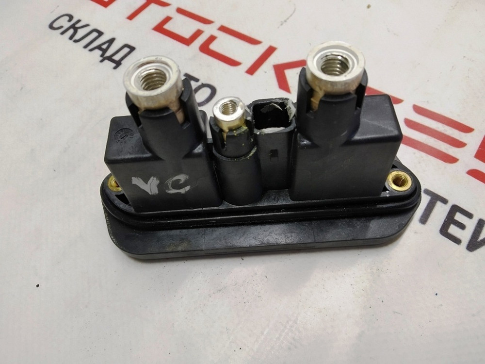 Высоковольтный разъем основоной батареи Tesla model S 1011387-00-B Київ - зображення 1