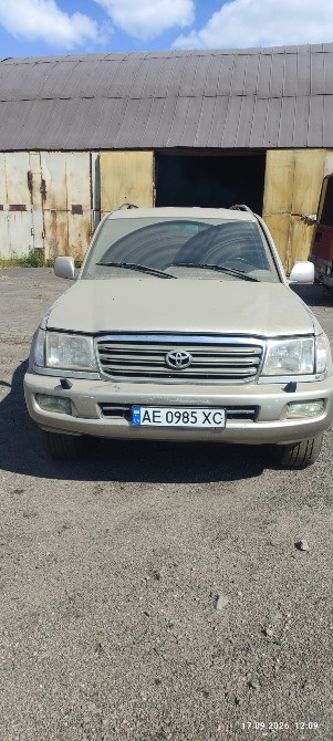 Продаж автомобілю Toyota Land Cruiser 100 Кам'янське (Дніпродзержинськ) - зображення 1