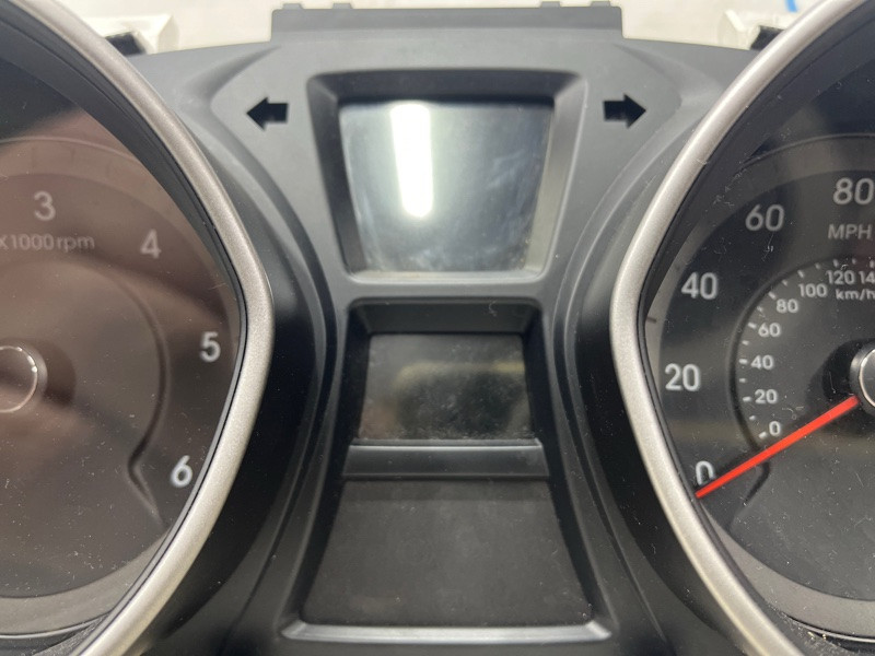 Приборная панель Hyundai I30 GD 1.6 DIESEL D4FB 2011 (б/у) Киев - изображение 4