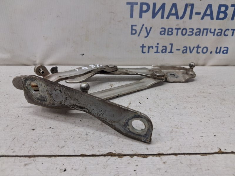Петля крышки багажника левая Mazda 3 2003-2009 BN8V-52-720C (Арт. 79687) Киев - изображение 2
