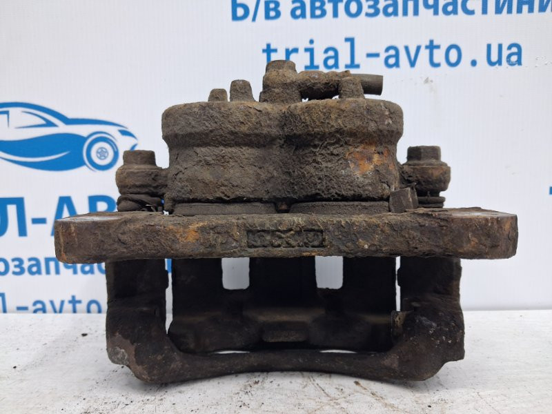 Суппорт передний левый Mitsubishi Pajero Wagon 3 3.2 ДИЗЕЛЬ 4M41 1999 (б/у) Київ - зображення 4