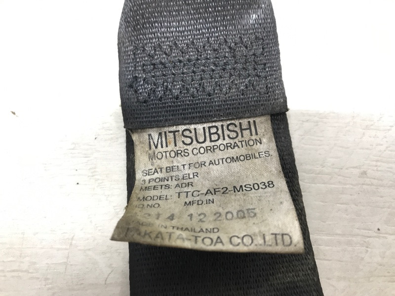 Ремень безопасности передний левый Mitsubishi L200 KB 2.5 ДИЗЕЛЬ 4D56U 2006 (б/у) Київ - зображення 5