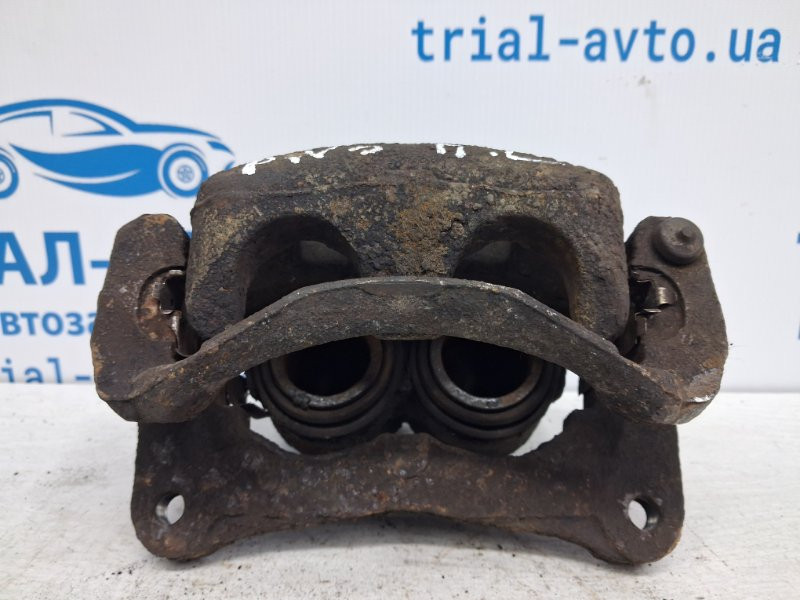 Суппорт передний левый Mitsubishi Pajero Wagon 3 3.2 ДИЗЕЛЬ 4M41 1999 (б/у) Київ - зображення 2