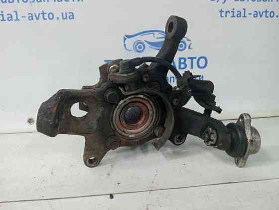 Кулак поворотный правый со ступицей Mitsubishi Pajero Wagon 1999-2006 MR374502 (Арт. 58321) Киев