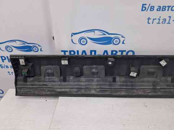 Накладка двери Kia Sorento UM 2.4 БЕНЗИН G4KJ 2014 перед. лев. (б/у) Киев