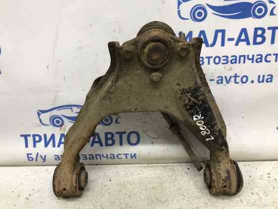 Рычаг передний верхний правый Mitsubishi L200 KB 2.5 ДИЗЕЛЬ 4D56U 2006 (б/у) Киев