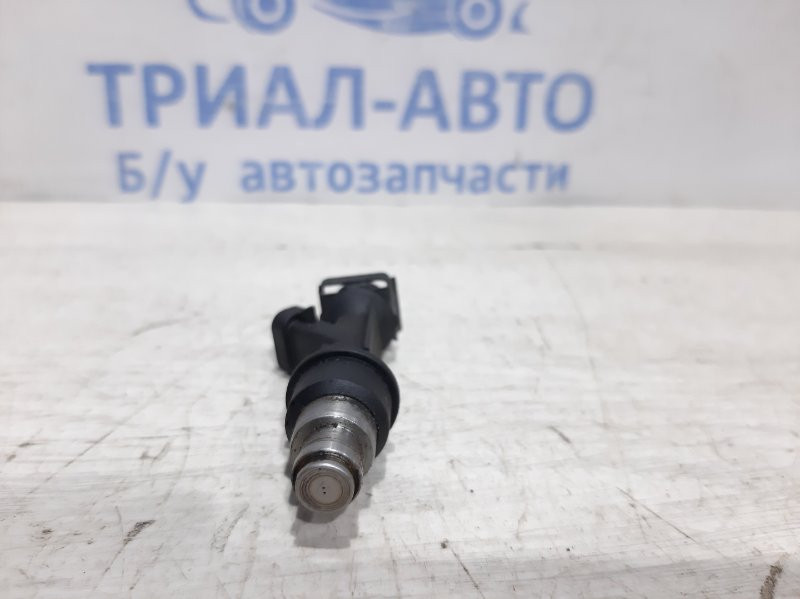 Форсунка топливная Nissan Juke F15 1.6 БЕНЗИН 2010 (б/у) Киев - изображение 2