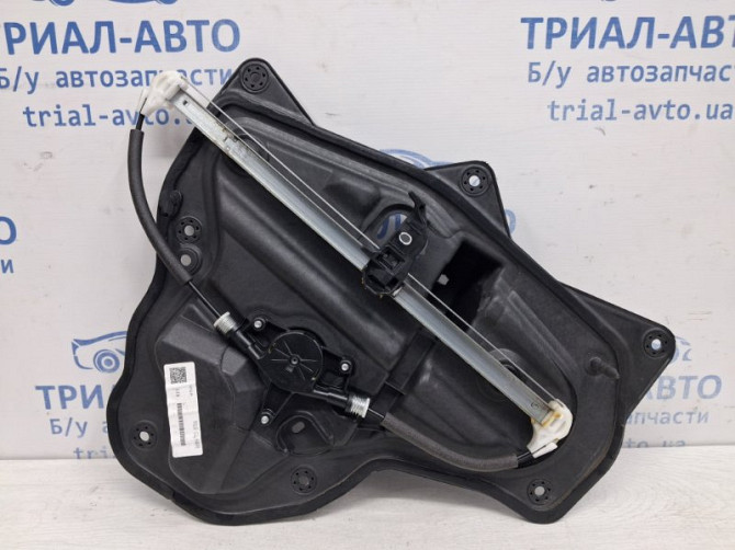 Стеклоподъемник задний левый Mazda 3 BM 2.2 DIESEL 2013 (б/у) Київ - зображення 2